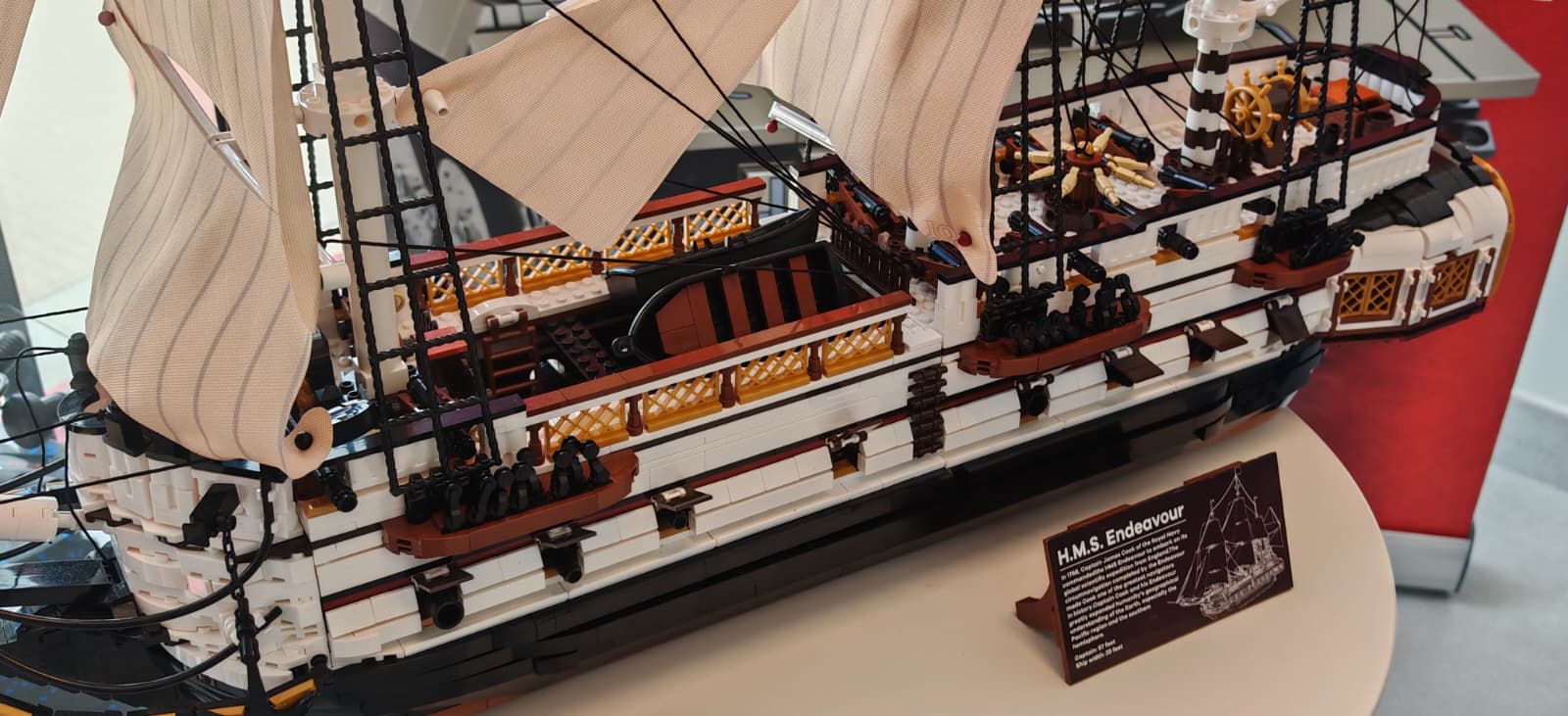 REOBRIX 66048 Velero Endeavor – 3555 piezas